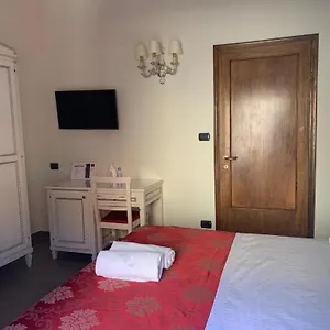https://notti-sulladige.hotelinveneto.com