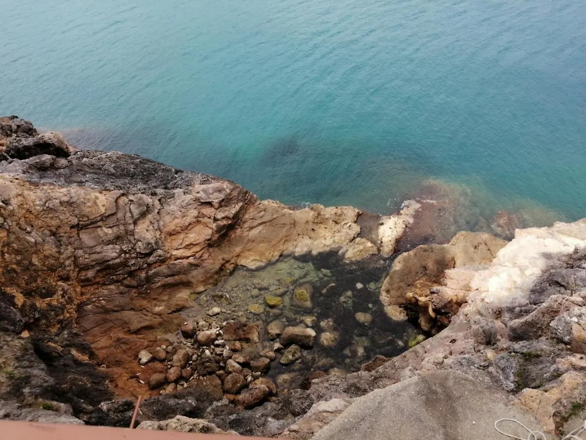 فندق مبيت وإفطار بورتو سانتو ستيفانو Villa Flora Argentario إيطاليا